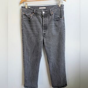 Levi's Rib Cage Straight Ankle Size 32
